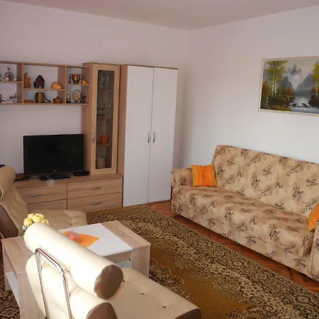 Karla With Parking Apartman Crikvenica