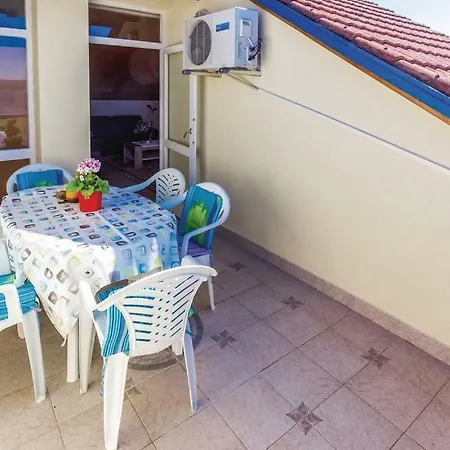 Apartment Karla With Parking Crikvenica
